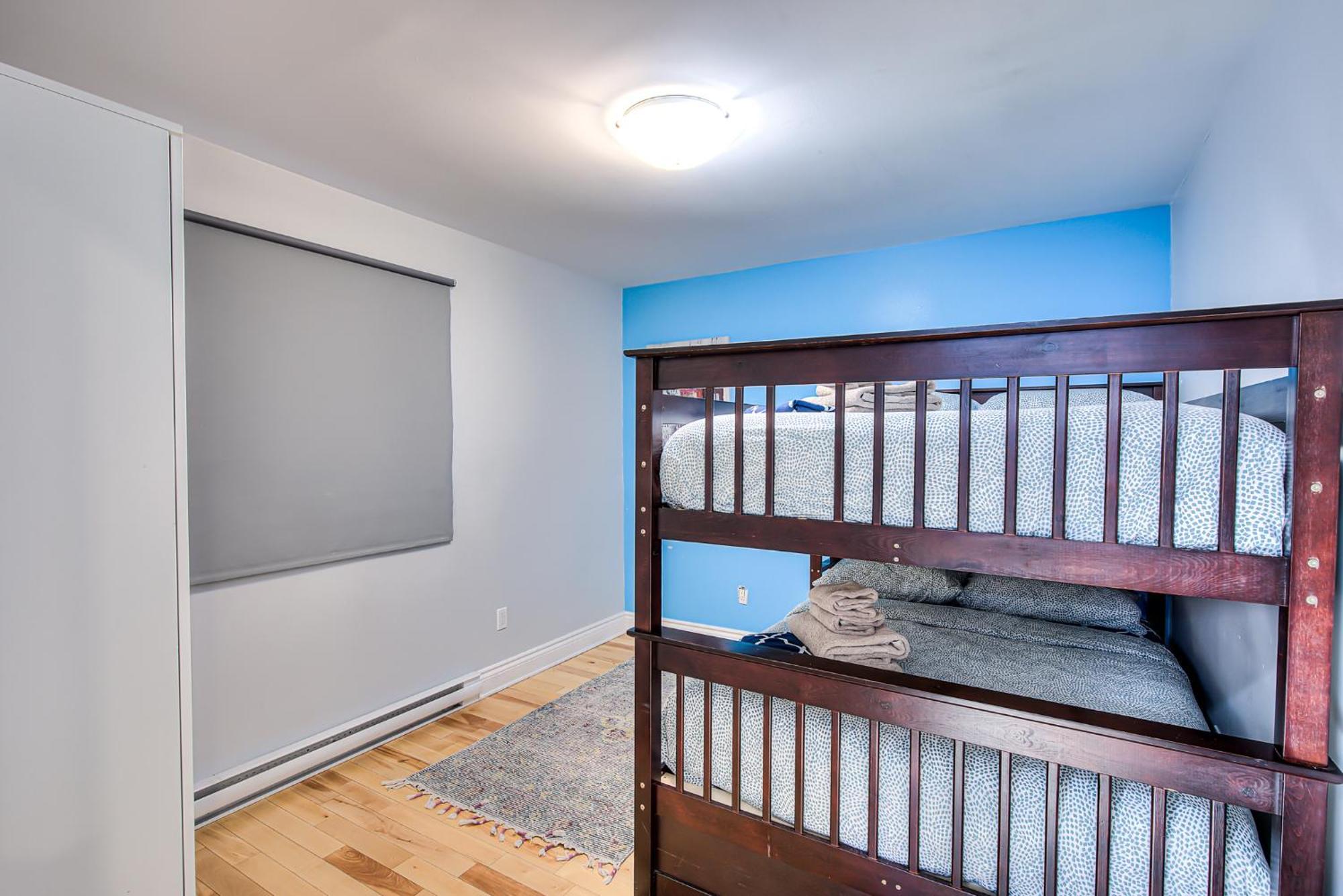 Apartment Premier Destination For Big Groups Mtl Vacation And Nightlife *